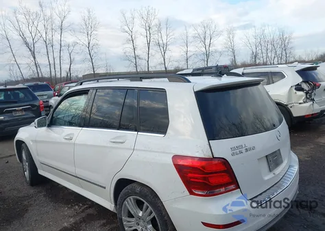 2015 Mercedes-Benz Glk 350 4Matic z USA, uszkodzony, nr VIN WDCGG8JB2FG356159